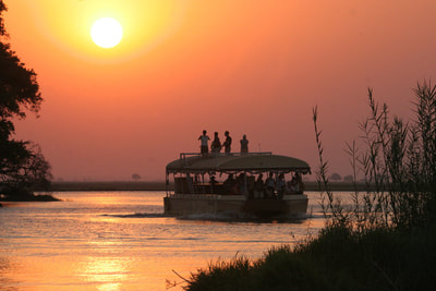 tailor made safaris - Thamalakane River sunset cruise